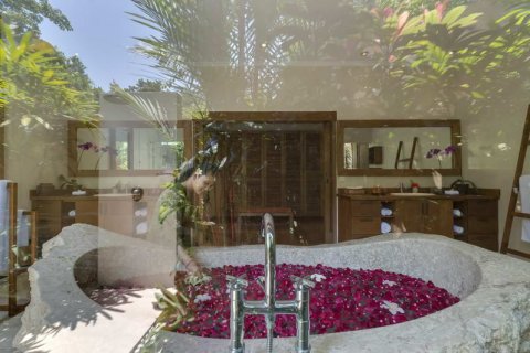 5 bedrooms Villa in Pererenan, Mengwi, Badung, Indonesia No. 7812 19