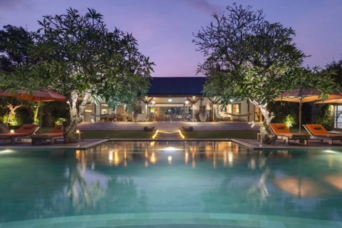 5 bedrooms Villa in Pererenan, Mengwi, Badung, Indonesia No. 7812