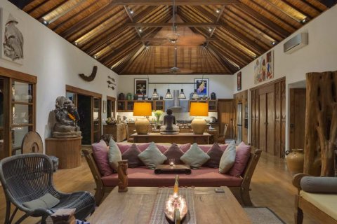 5 bedrooms Villa in Pererenan, Mengwi, Badung, Indonesia No. 7812 7