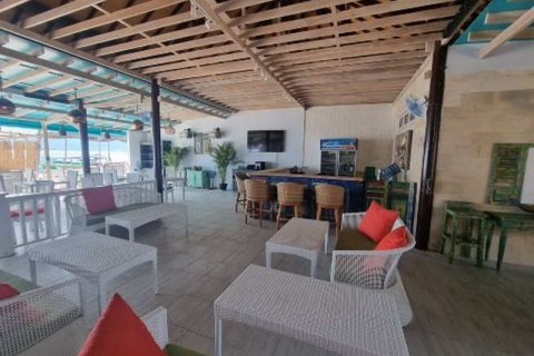Вилла с 15 спальнями в Gili Meno, Гили-Индах, Северный Ломбок, Индонезия № 7814 9