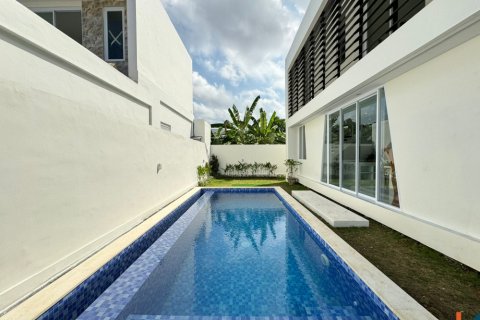 3 bedrooms Villa in Kerobokan, Badung, Indonesia No. 11063 14