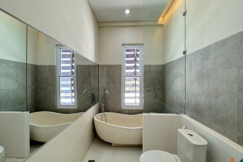 3 bedrooms Villa in Kerobokan, Badung, Indonesia No. 11063 8