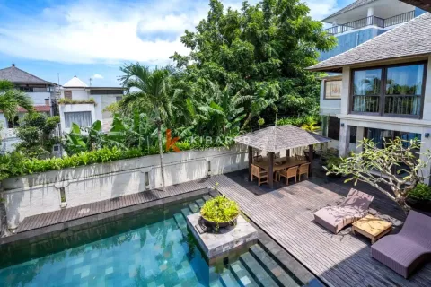 4 bedrooms Villa in Ungasan, Badung, Indonesia No. 13299 26