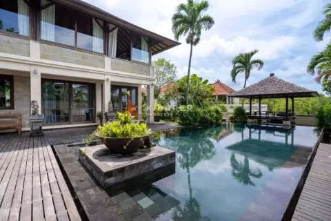 4 bedrooms Villa in Ungasan, Badung, Indonesia No. 13299 15