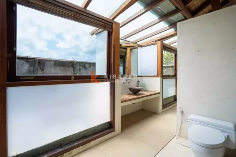 4 bedrooms Villa in Ungasan, Badung, Indonesia No. 13299 13