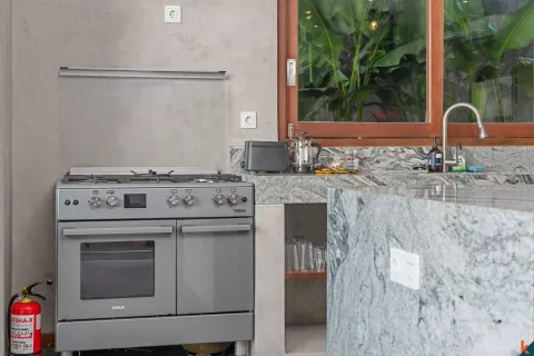 3 bedrooms Villa in South Kuta, Badung, Indonesia No. 13304 13