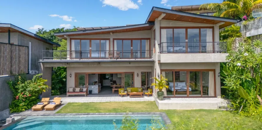 3 bedrooms Villa in South Kuta, Badung, Indonesia No. 13304