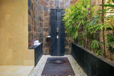 3 bedrooms Villa in Kuta, Badung, Indonesia No. 13303 9