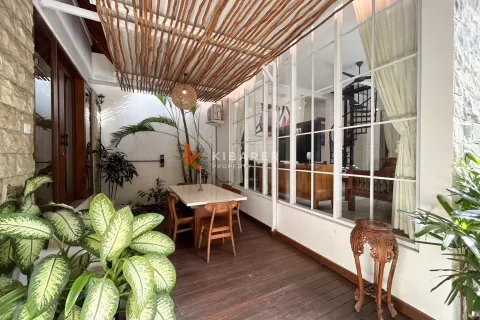 4 bedrooms Villa in Badung, Indonesia No. 13301 8