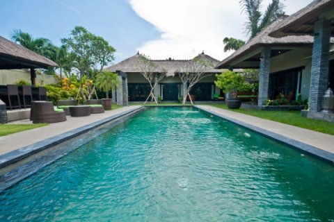 Вилла с 5 спальнями в Seminyak, Бадунг, Индонезия № 831