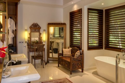 Вилла с 4 спальнями в Seminyak, Бадунг, Индонезия № 829 27