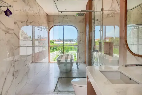 4 bedrooms Villa in Canggu, Badung, Indonesia No. 10308 27