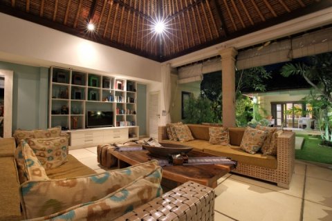 Вилла с 3 спальнями в Seminyak, Бадунг, Индонезия № 1026 6