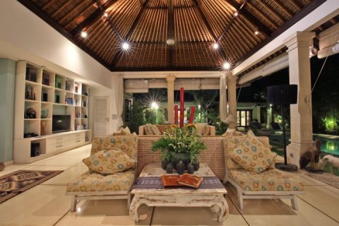 Вилла с 3 спальнями в Seminyak, Бадунг, Индонезия № 1026 7