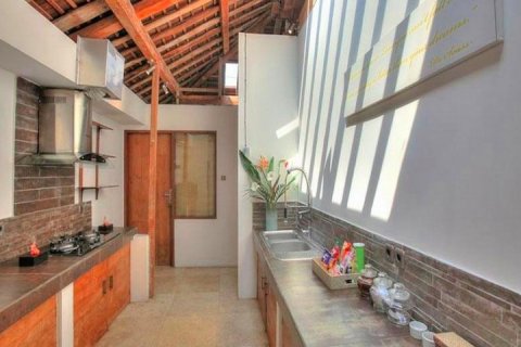 Вилла с 4 спальнями в Seminyak, Бадунг, Индонезия № 1024 7