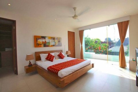 Вилла с 4 спальнями в Seminyak, Бадунг, Индонезия № 1024 14