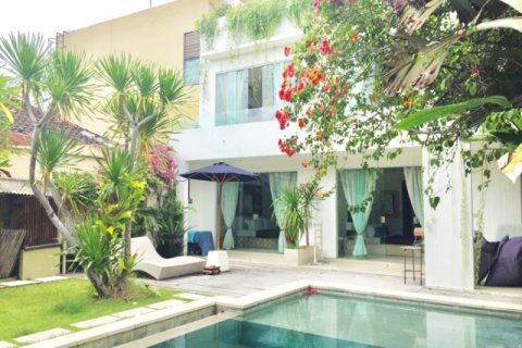 Вилла с 4 спальнями в Seminyak, Бадунг, Индонезия № 1024 21