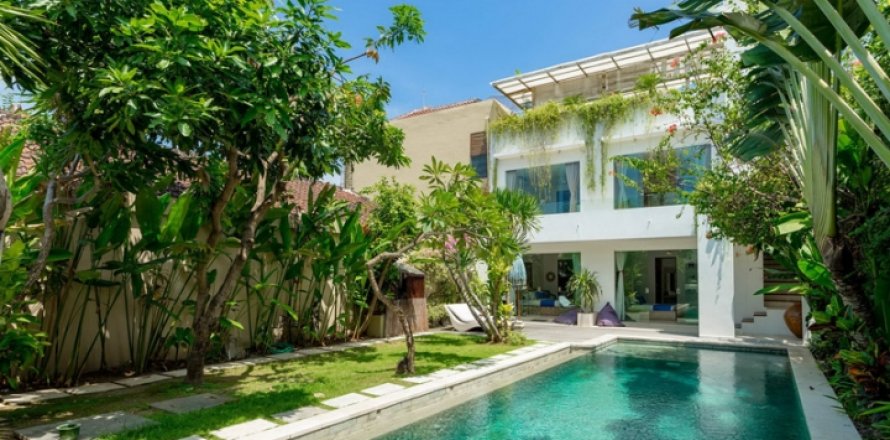 Вилла с 4 спальнями в Seminyak, Бадунг, Индонезия № 1024