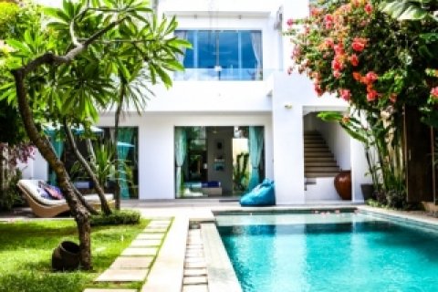 Вилла с 4 спальнями в Seminyak, Бадунг, Индонезия № 1024 12