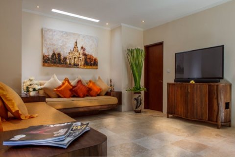 2 bedrooms Villa in Seminyak, Badung, Indonesia No. 1027 4