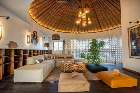 Вилла с 15 спальнями в Canggu, Бадунг, Индонезия № 320 21