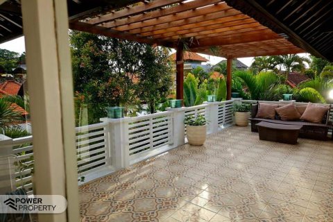 Вилла с 4 спальнями в Seminyak, Бадунг, Индонезия № 321 10