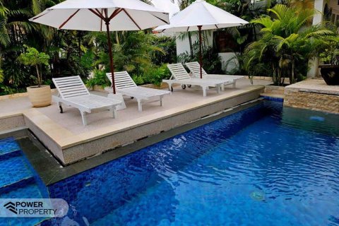 Вилла с 4 спальнями в Seminyak, Бадунг, Индонезия № 321 14