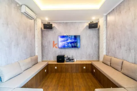 6 bedrooms Villa in Kuta, Badung, Indonesia No. 11970 7