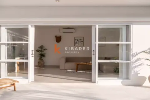 3 bedrooms Villa in South Kuta, Badung, Indonesia No. 11968 5