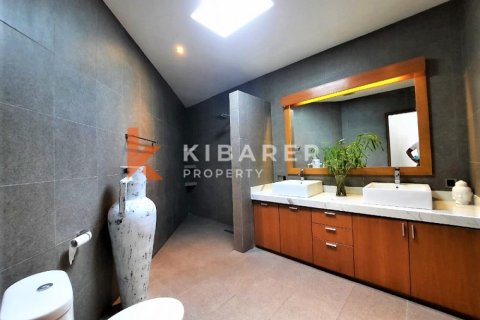 Вилла с 3 спальнями в Kerobokan, Бадунг, Индонезия № 12074 11