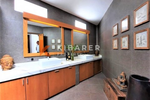 Вилла с 3 спальнями в Kerobokan, Бадунг, Индонезия № 12074 19