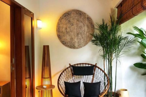 2 bedrooms Villa in Seminyak, Badung, Indonesia No. 11136 10