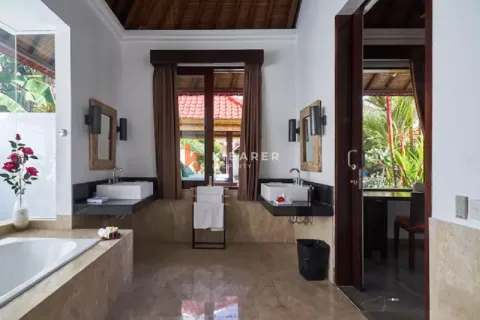 3 bedrooms Villa in Kerobokan, Badung, Indonesia No. 12837 15