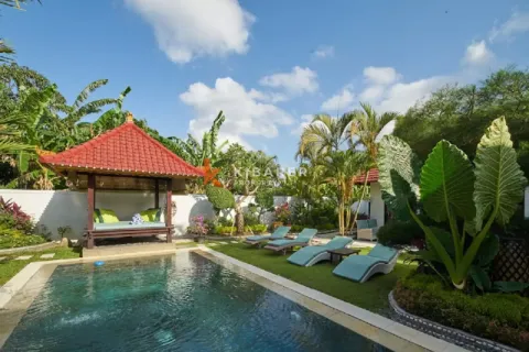 3 bedrooms Villa in Kerobokan, Badung, Indonesia No. 12837 2