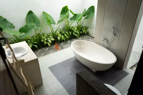 3 bedrooms Villa in Canggu, Badung, Indonesia No. 12841 5