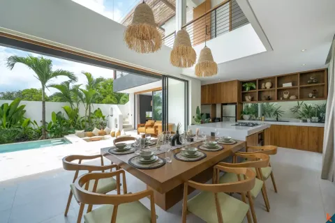 3 bedrooms Villa in South Kuta, Badung, Indonesia No. 13202 6