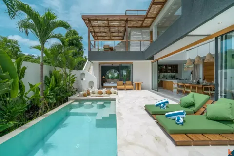 3 bedrooms Villa in South Kuta, Badung, Indonesia No. 13202 8