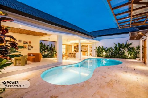 3 bedrooms Villa in Canggu, Badung, Indonesia No. 9262
