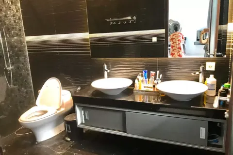3 bedrooms Villa in Tibubeneng, Badung, Indonesia No. 11049 5