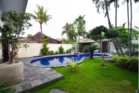3 bedrooms Villa in Tibubeneng, Badung, Indonesia No. 11049 6