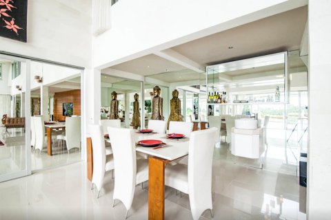 5 bedrooms Villa in Tabanan, Indonesia No. 11051 11
