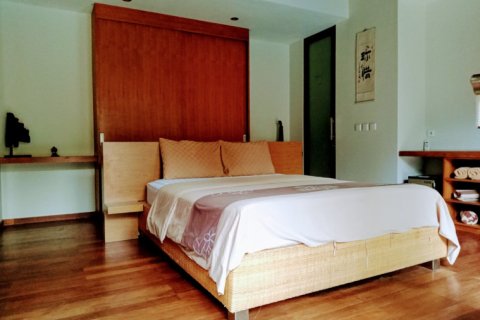 Вилла с 4 спальнями в Seminyak, Бадунг, Индонезия № 10304 3