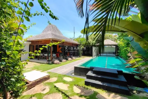 4 bedrooms Villa in Seminyak, Badung, Indonesia No. 12618 4