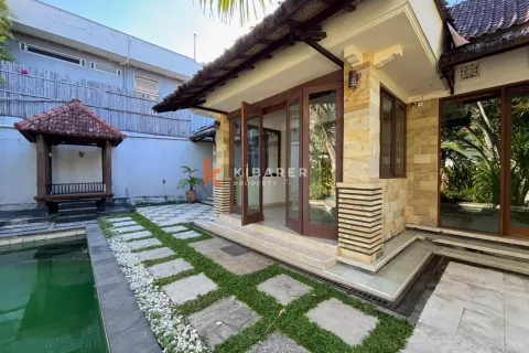 Вилла с 2 спальнями в Seminyak, Бадунг, Индонезия № 11722 14