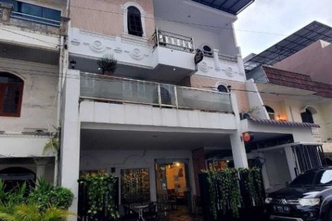 126m2 Hotel in Medan, Indonesia No. 6997