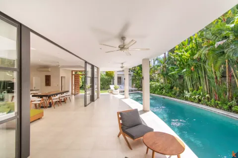 Вилла с 4 спальнями в Seminyak, Бадунг, Индонезия № 10258 9