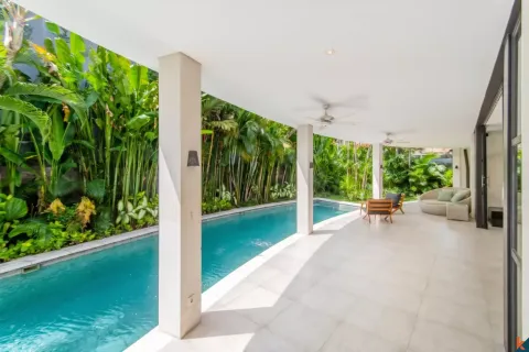 Вилла с 4 спальнями в Seminyak, Бадунг, Индонезия № 10258 3