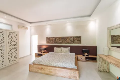 Вилла с 4 спальнями в Seminyak, Бадунг, Индонезия № 10258 7