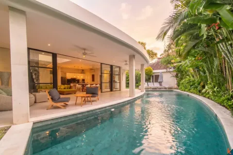 Вилла с 4 спальнями в Seminyak, Бадунг, Индонезия № 10258 2