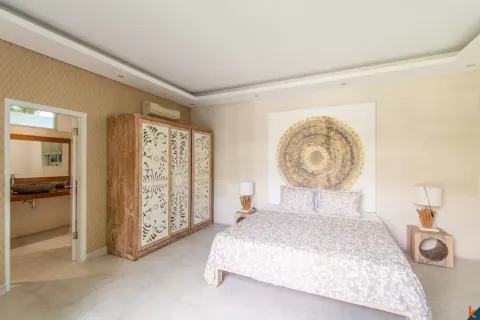 Вилла с 4 спальнями в Seminyak, Бадунг, Индонезия № 10258 16